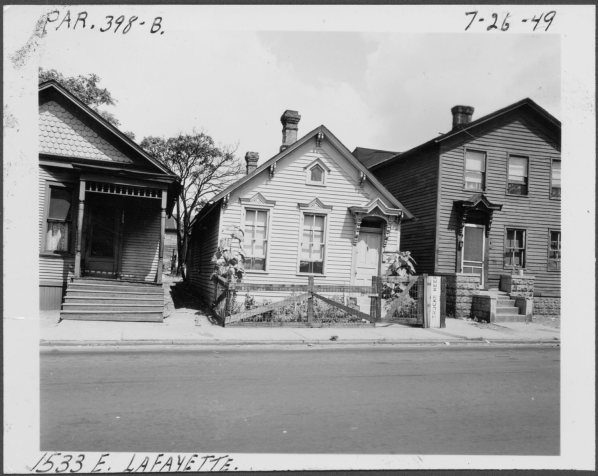 Although photographed in 1949, this house with a small garden in Detroit’s East Side neighborhood suggests some of the ways Detroit’s African American migrants in the early 20th century made use of their yards. The image was taken by the agency charged with documenting and appraising the neighborhood before it was demolished to build Interstate 75.